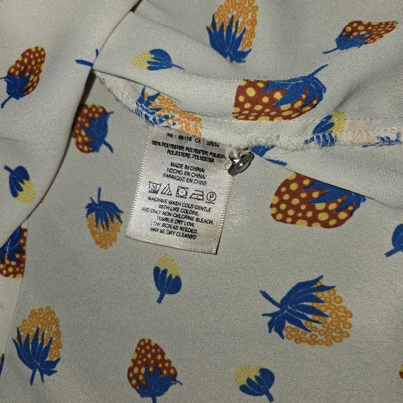 Maeve By Anthropologie Fragola Strawberry Ruffle Tank Blouse Size 4 - Picture 9 of 9